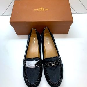 Brand new Coach Fortunata Flats Size 7.5